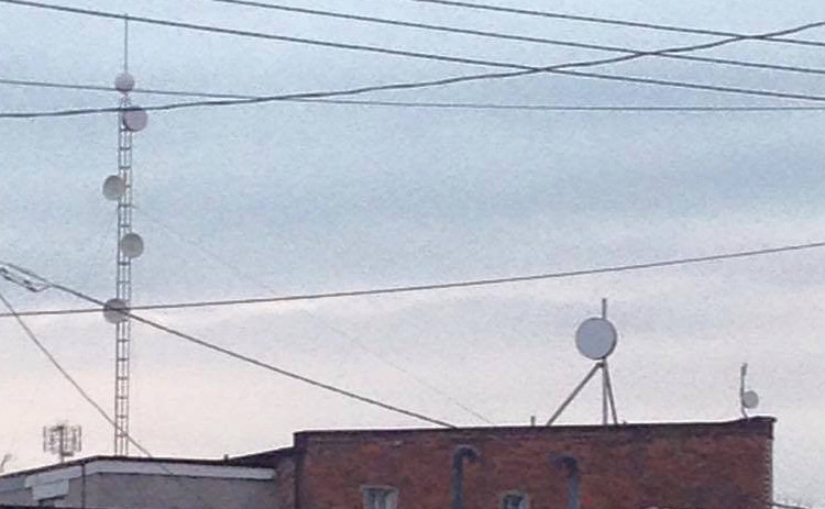 Fixed wireless link deployment